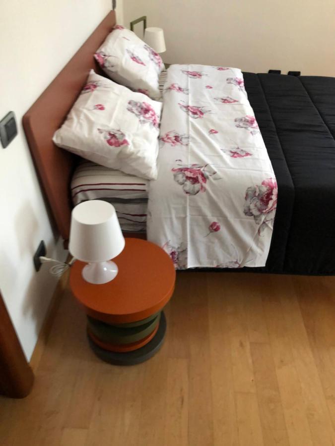 Appartamento A Casa Di Tamy 法布里亚诺 外观 照片